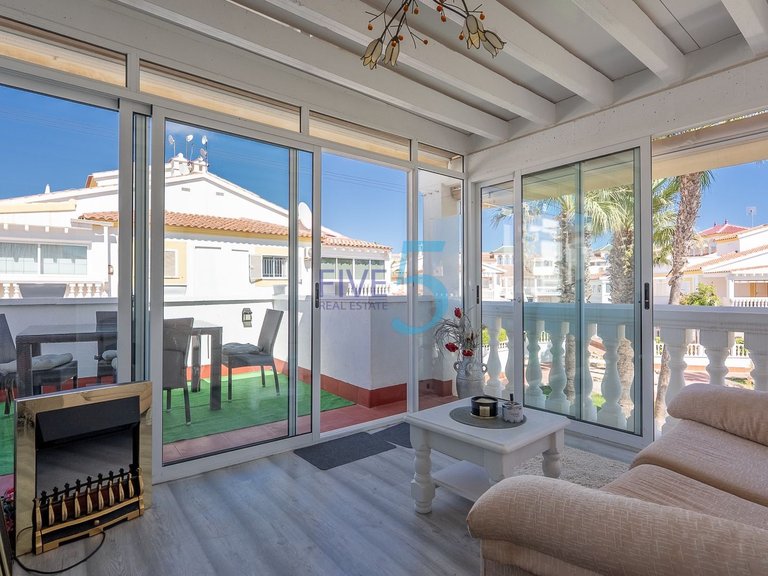 Villa for Sale in Alicante, Valencia 25