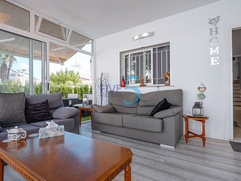 Villa for Sale in Alicante, Valencia 27