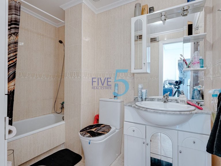 Villa for Sale in Alicante, Valencia 17