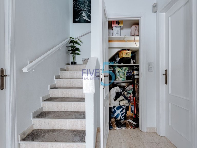Villa for Sale in Alicante, Valencia 13
