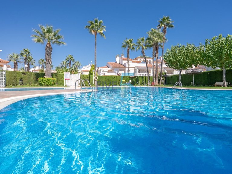 Villa for Sale in Alicante, Valencia 2