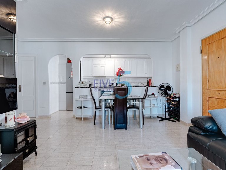 Villa for Sale in Alicante, Valencia 6
