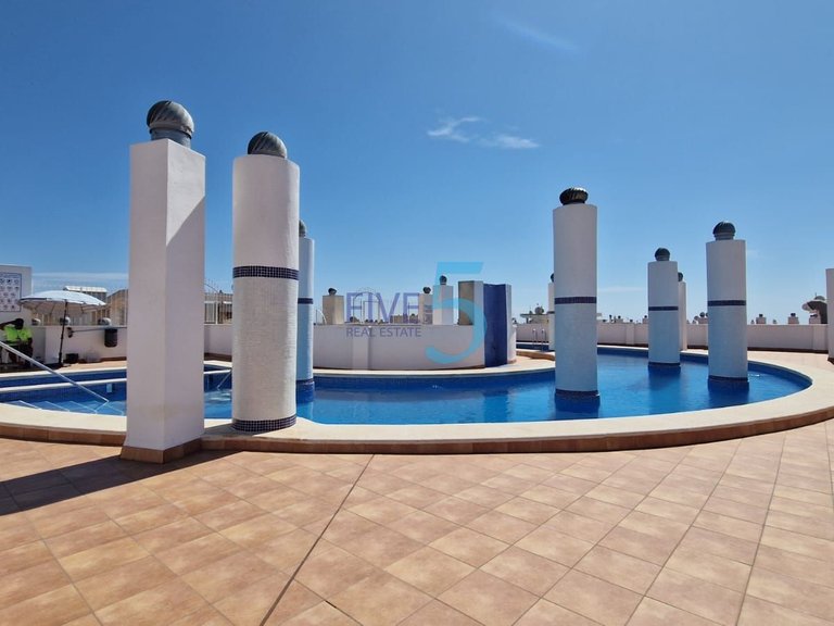 Apartment for Sale in Alicante, Valencia 1