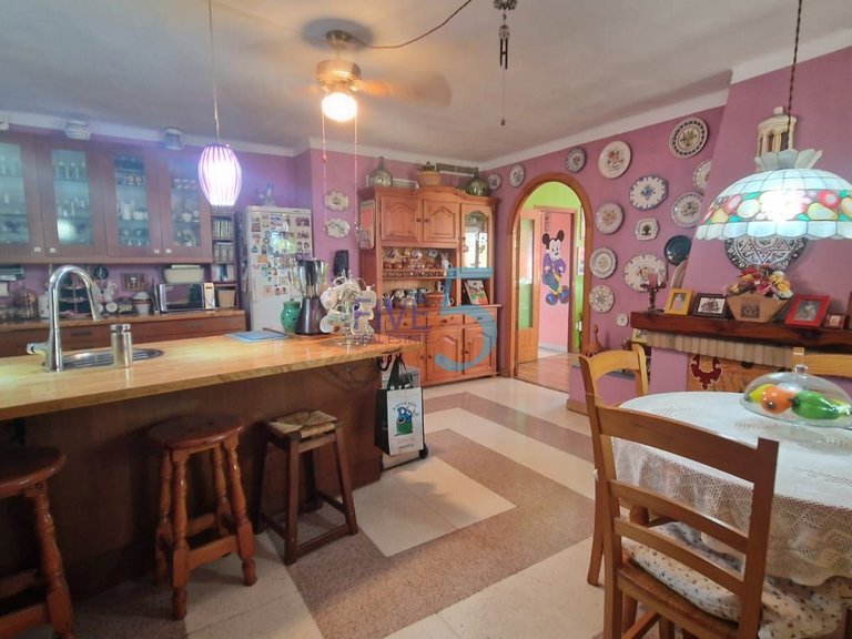 Villa for Sale in Alicante, Valencia 7
