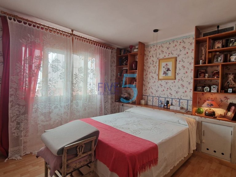 Villa for Sale in Alicante, Valencia 19