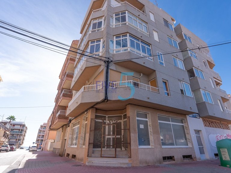 Apartment for Sale in Alicante, Valencia 24
