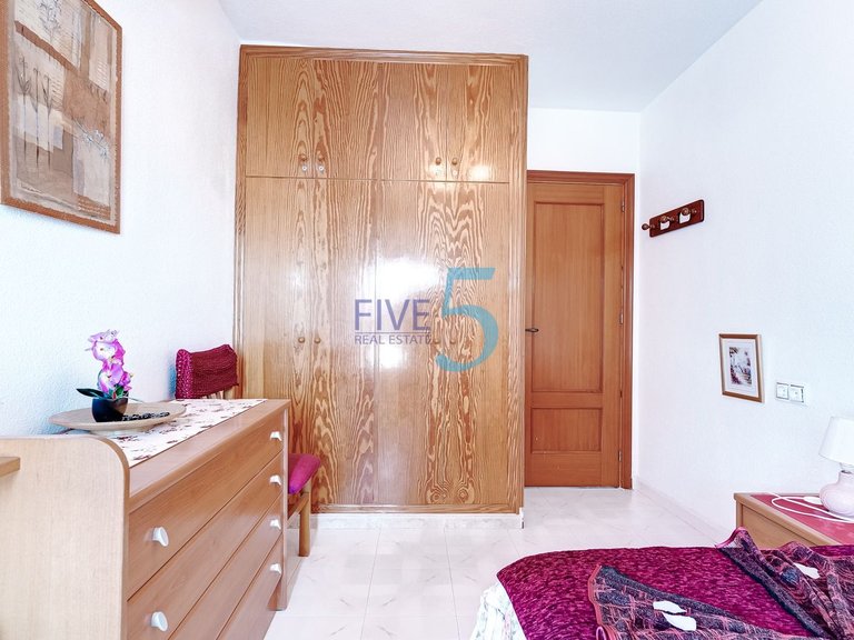 Apartment for Sale in Alicante, Valencia 11