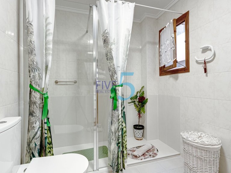 Apartment for Sale in Alicante, Valencia 16