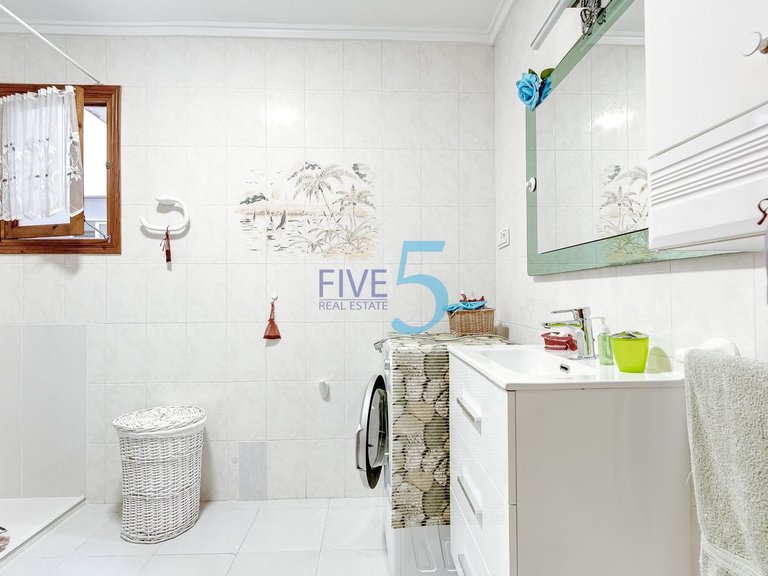 Apartment for Sale in Alicante, Valencia 15