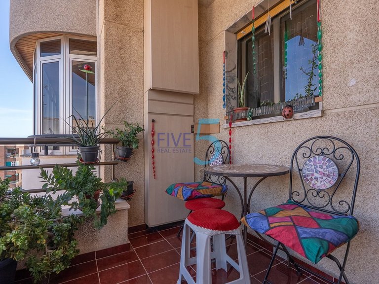 Apartment for Sale in Alicante, Valencia 12