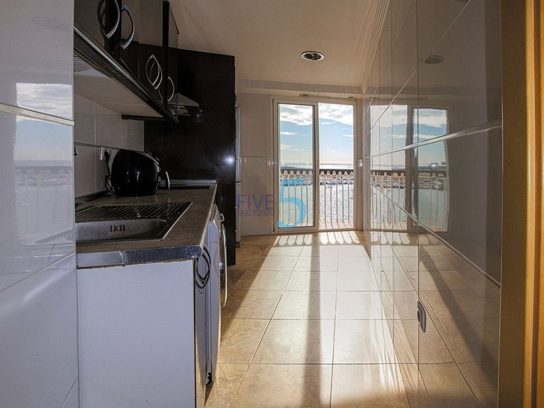 Apartment for Sale in Alicante, Valencia 22
