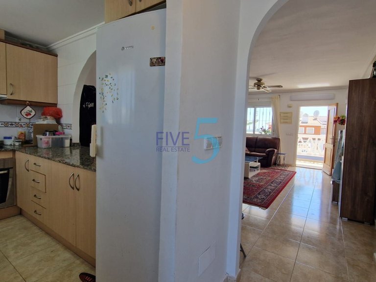 Villa for Sale in Alicante, Valencia 9