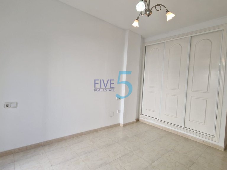 Villa for Sale in Alicante, Valencia 19
