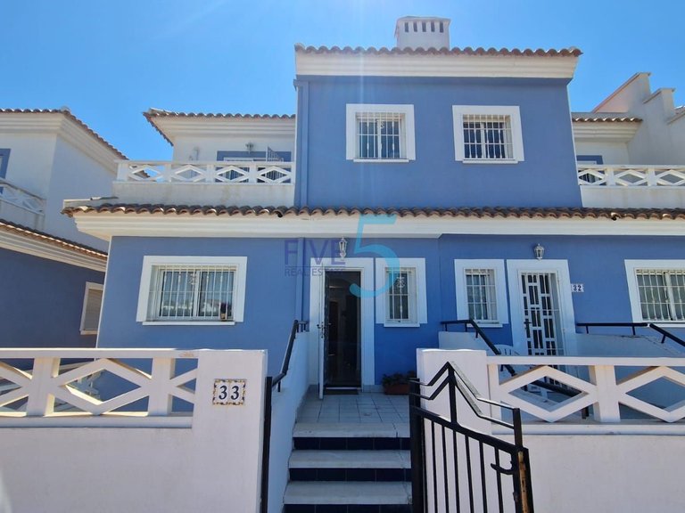 Villa for Sale in Alicante, Valencia 1