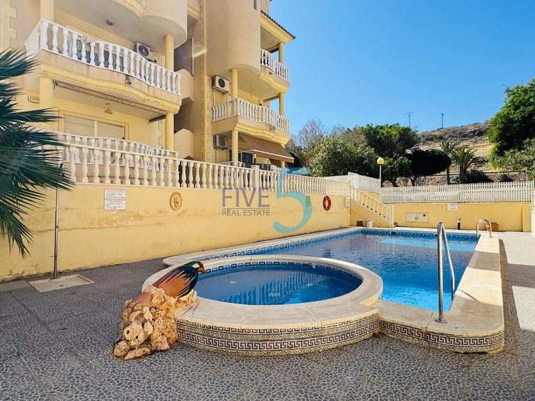 Apartment for Sale in Alicante, Valencia 2