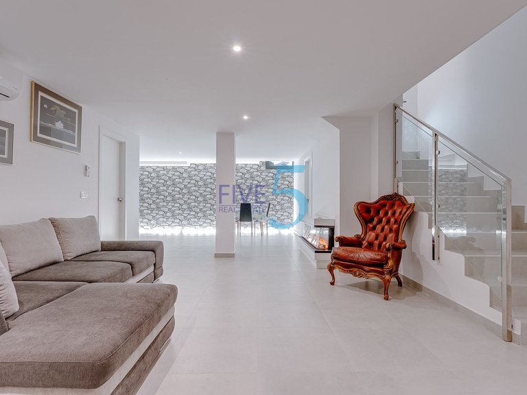 Villa for Sale in Alicante, Valencia 21