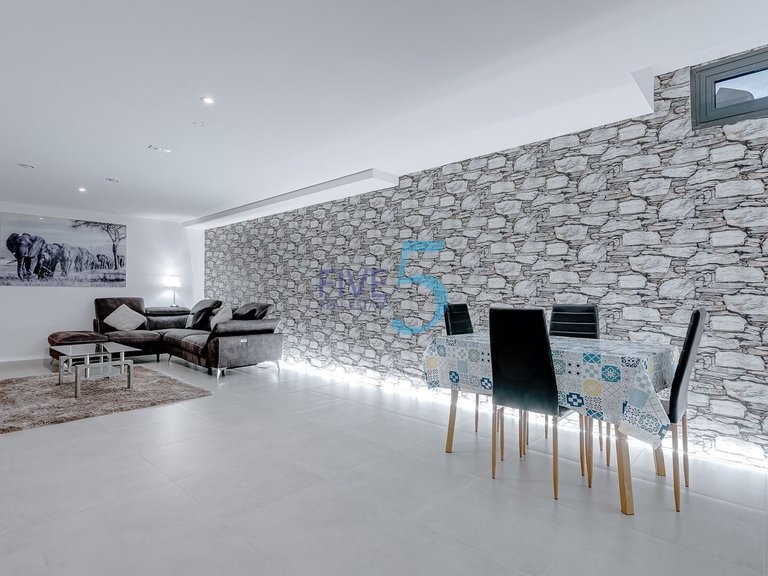Villa for Sale in Alicante, Valencia 23