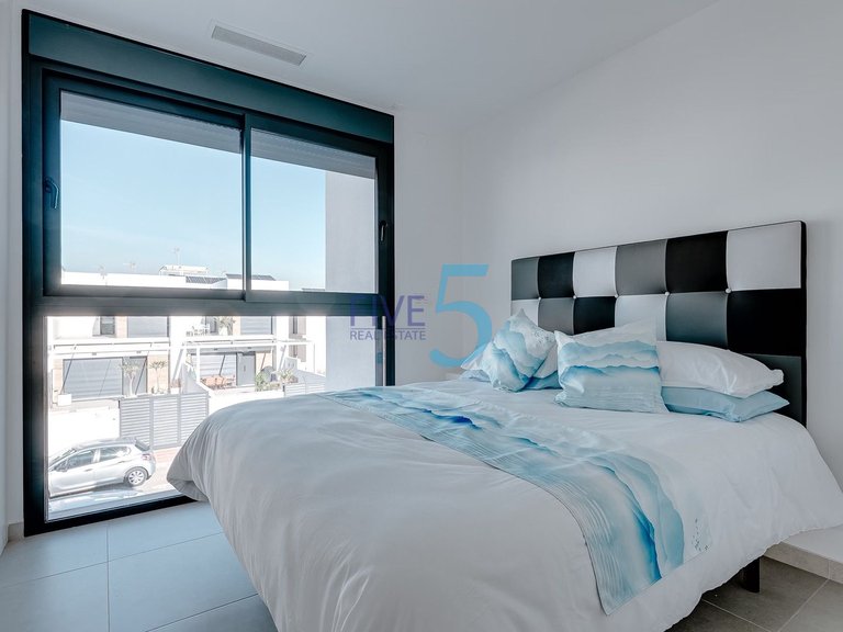 Villa for Sale in Alicante, Valencia 17