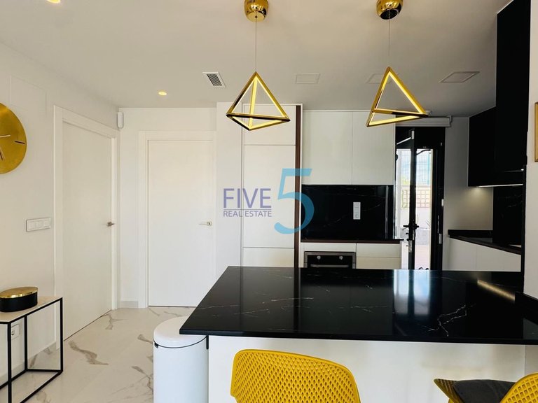 Apartment for Sale in Alicante, Valencia 6