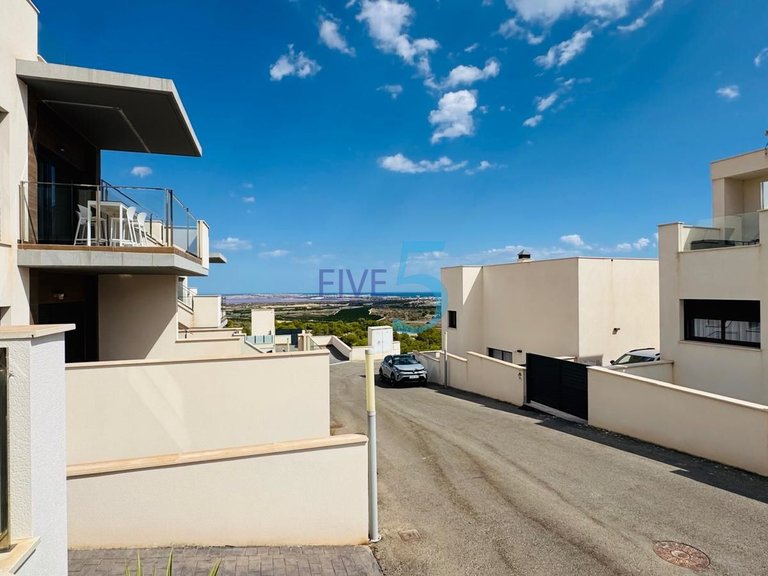 Apartment for Sale in Alicante, Valencia 27