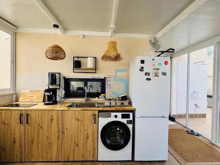 Apartment for Sale in Alicante, Valencia 17
