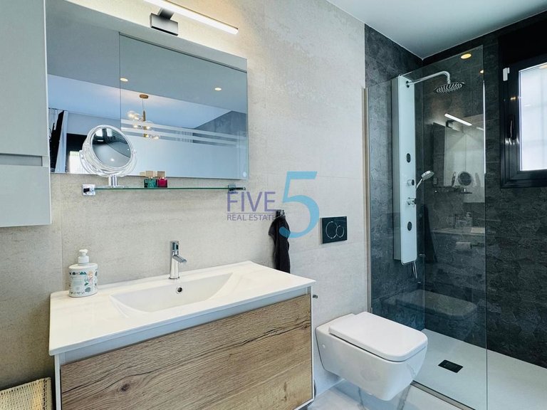 Apartment for Sale in Alicante, Valencia 14