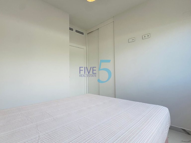 Apartment for Sale in Alicante, Valencia 16
