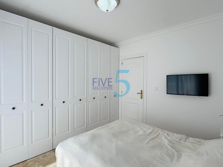 Villa for Sale in Alicante, Valencia 16