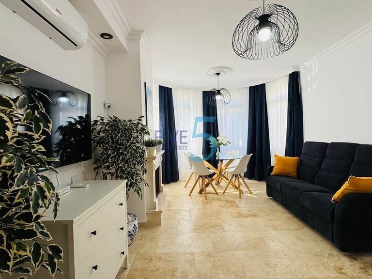 Villa for Sale in Alicante, Valencia 7
