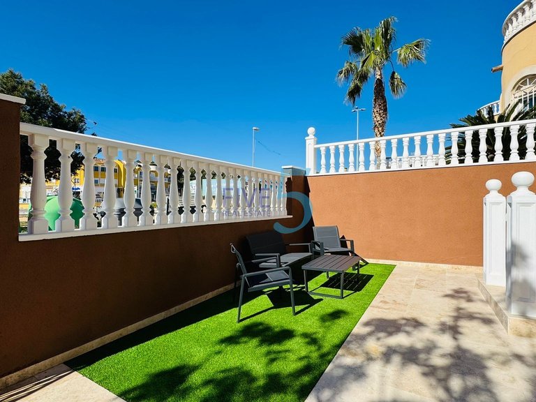 Villa for Sale in Alicante, Valencia 26