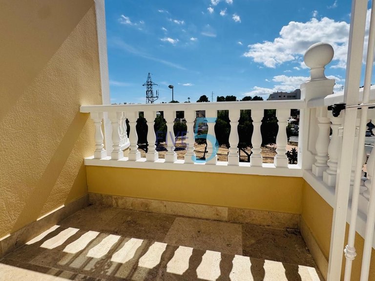 Villa for Sale in Alicante, Valencia 14