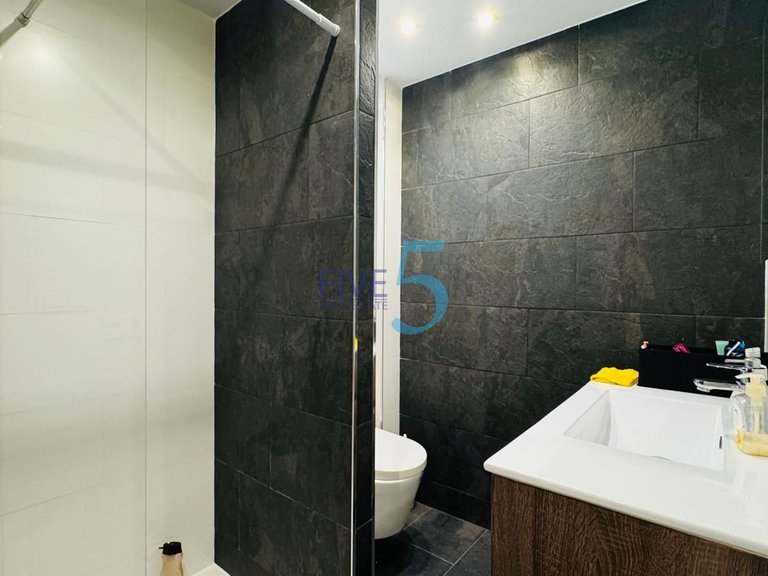 Villa for Sale in Alicante, Valencia 19