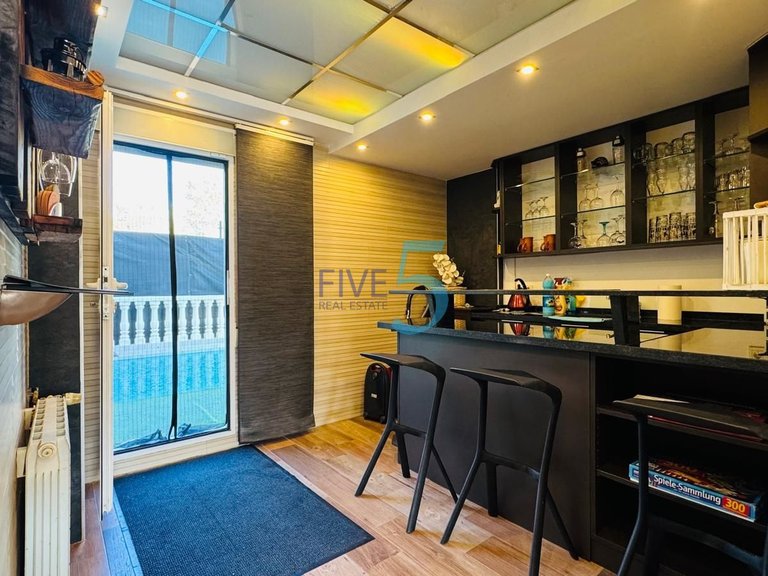 Villa for Sale in Alicante, Valencia 20