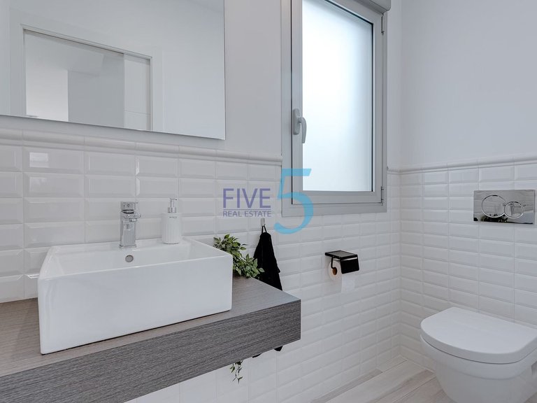 Villa for Sale in Alicante, Valencia 23