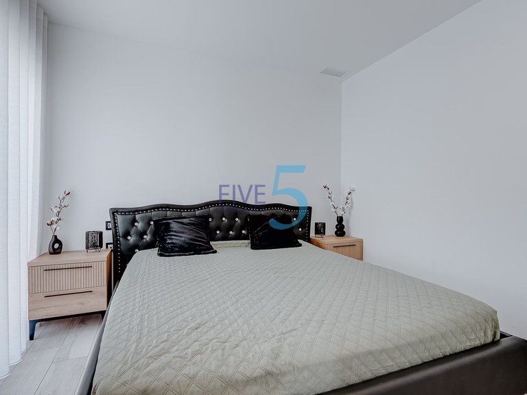 Villa for Sale in Alicante, Valencia 11