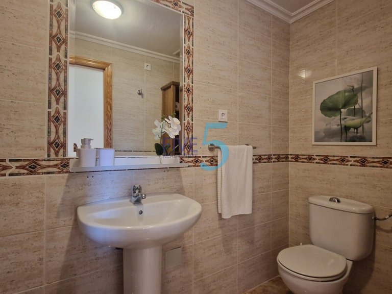 Apartment for Sale in Alicante, Valencia 19