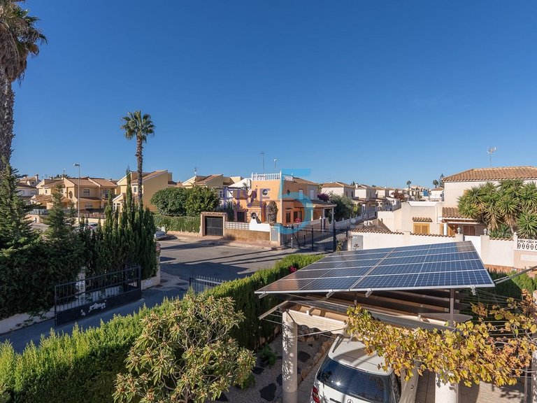 Villa for Sale in Alicante, Valencia 34