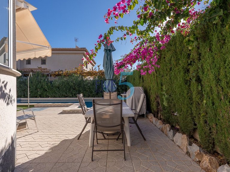 Villa for Sale in Alicante, Valencia 23