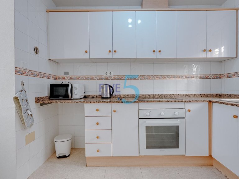 Villa for Sale in Alicante, Valencia 8