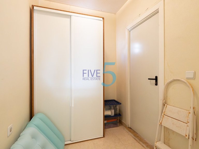 Villa for Sale in Alicante, Valencia 19