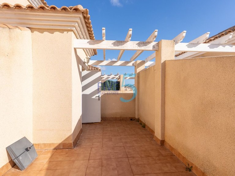 Villa for Sale in Alicante, Valencia 21