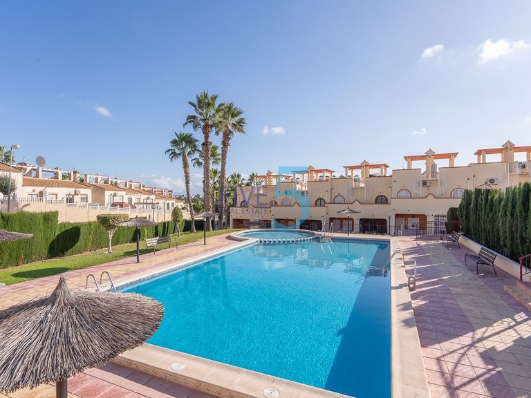 Villa for Sale in Alicante, Valencia 22