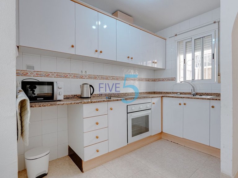 Villa for Sale in Alicante, Valencia 9