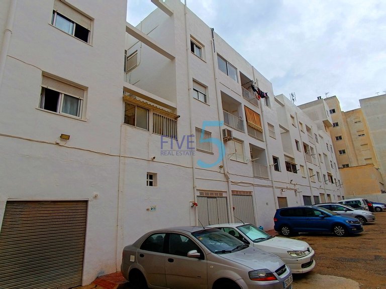 Apartment for Sale in Alicante, Valencia 25