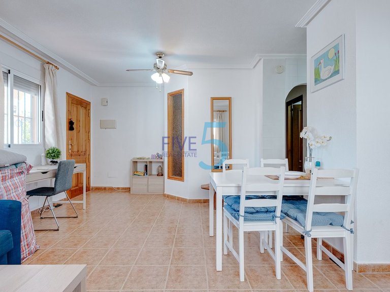 Apartment for Sale in Alicante, Valencia 4