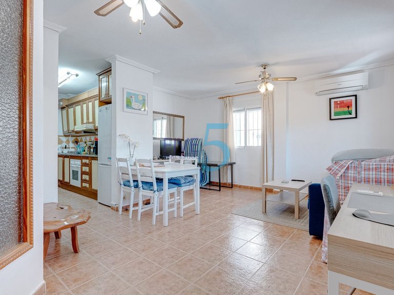 Apartment for Sale in Alicante, Valencia 3