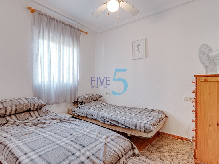 Apartment for Sale in Alicante, Valencia 12