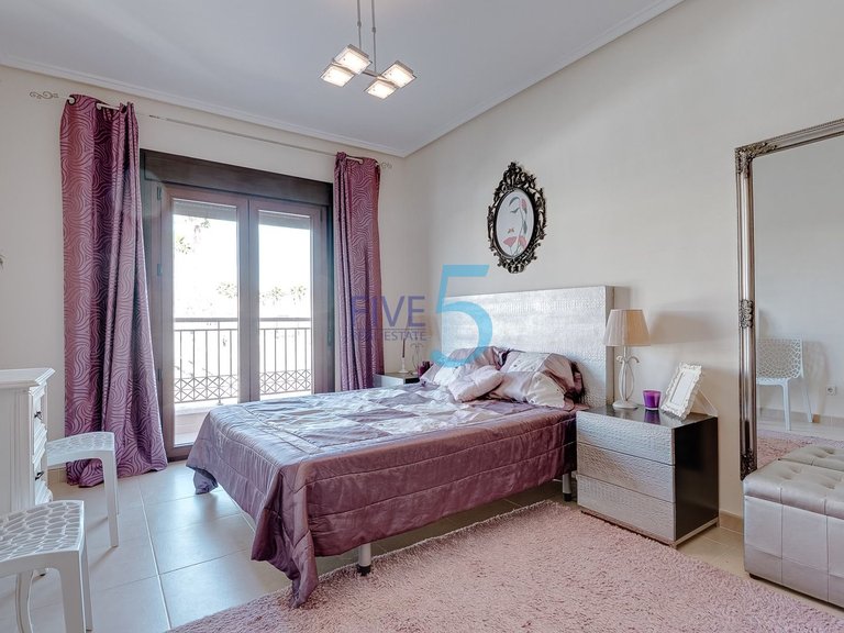 Villa for Sale in Alicante, Valencia 14