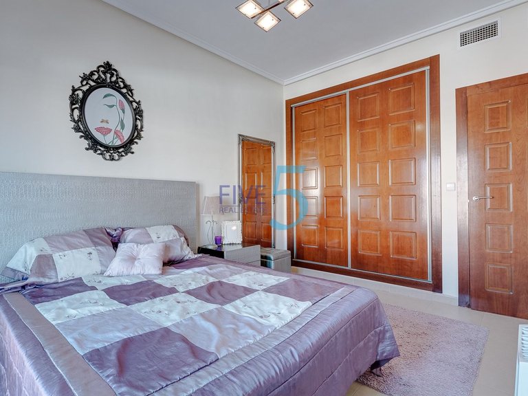 Villa for Sale in Alicante, Valencia 15