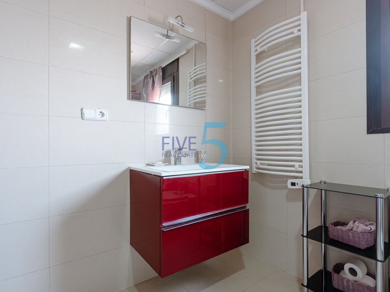 Villa for Sale in Alicante, Valencia 18